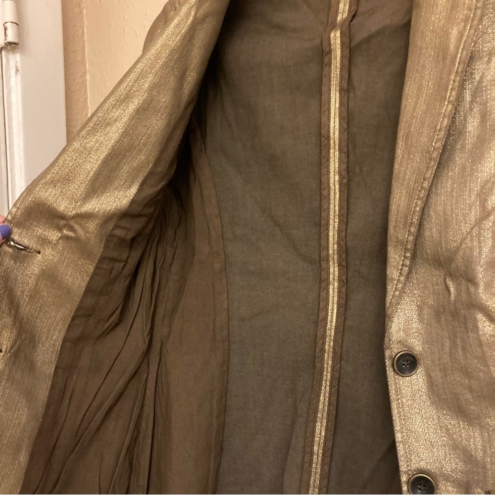 Gold Jacket - Picture 8 of 12